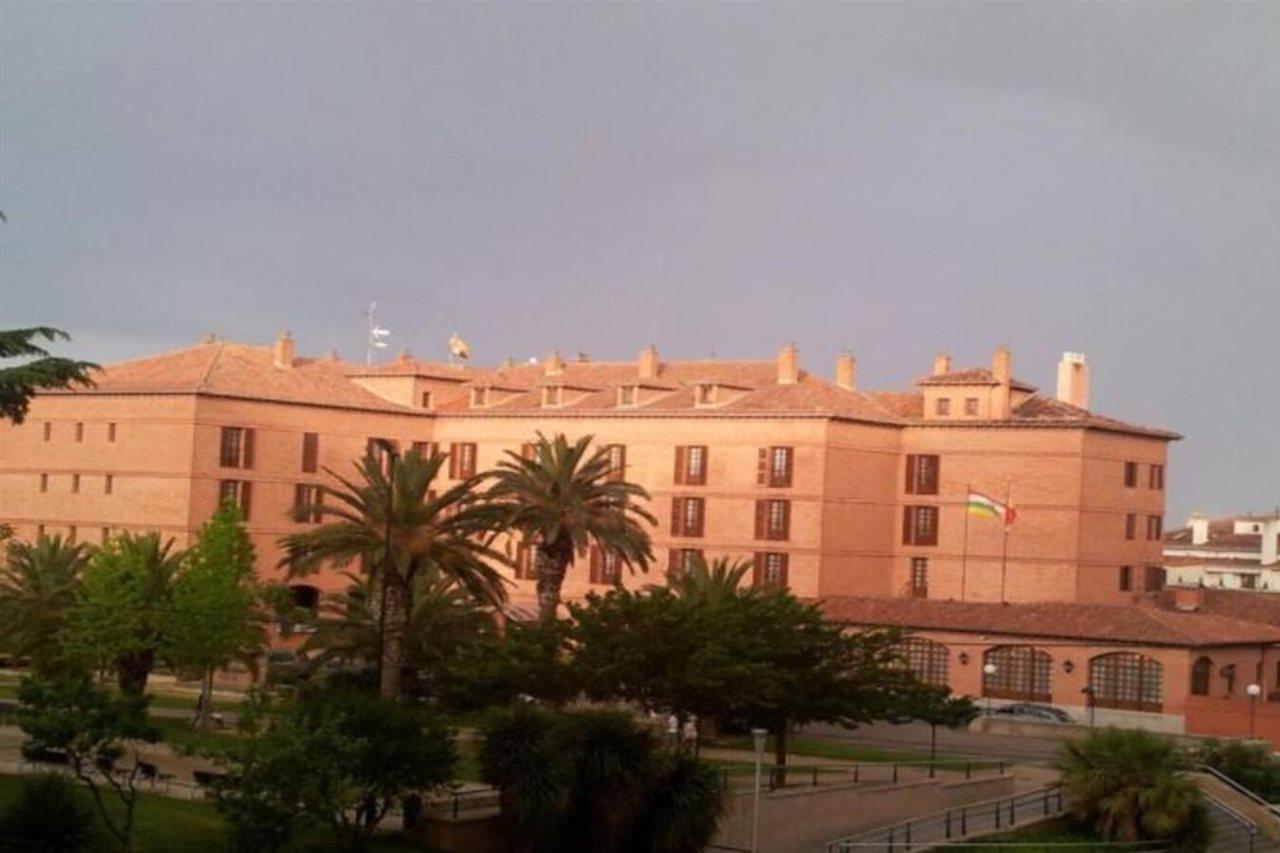 فندق بارادور دي كالاهورا المظهر الخارجي الصورة